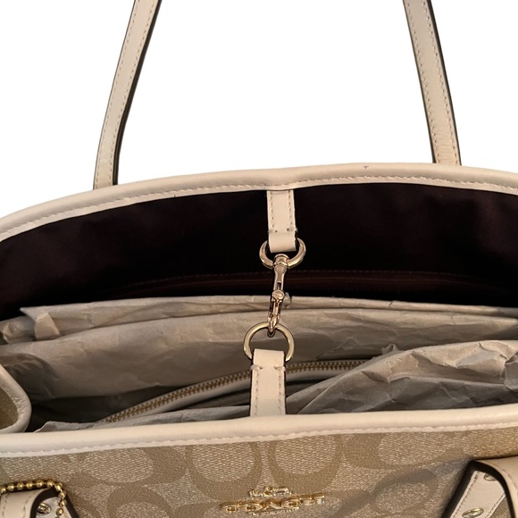 Authentic Coach Drawstring Carryall Bag - Picture 9 of 10